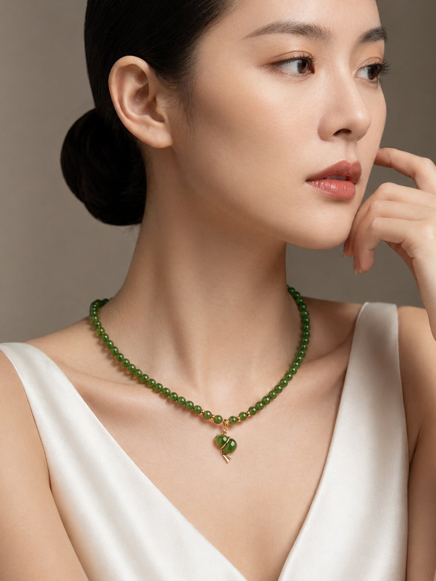 TALU / Fu Lu Ruyi / Longevity — Hetian Jasper Gourd Necklace